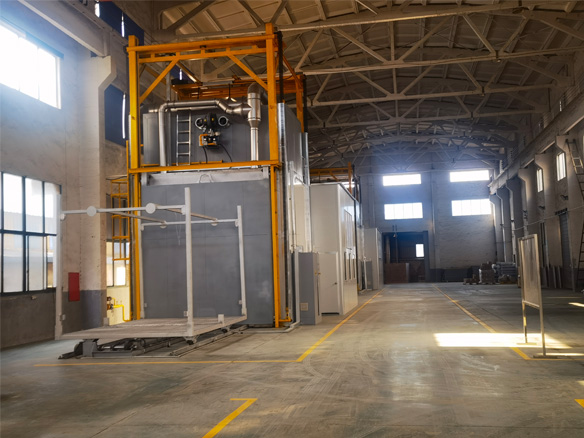 Mit schlagcreme gefüllte sprühvorrichtung messen und messen