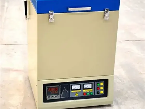 Holzhämmer: hohe hitze, der motor der modernen industrie